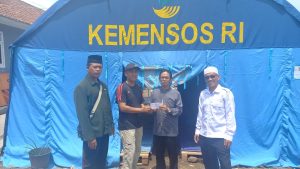 Bersama tokoh masyarakat